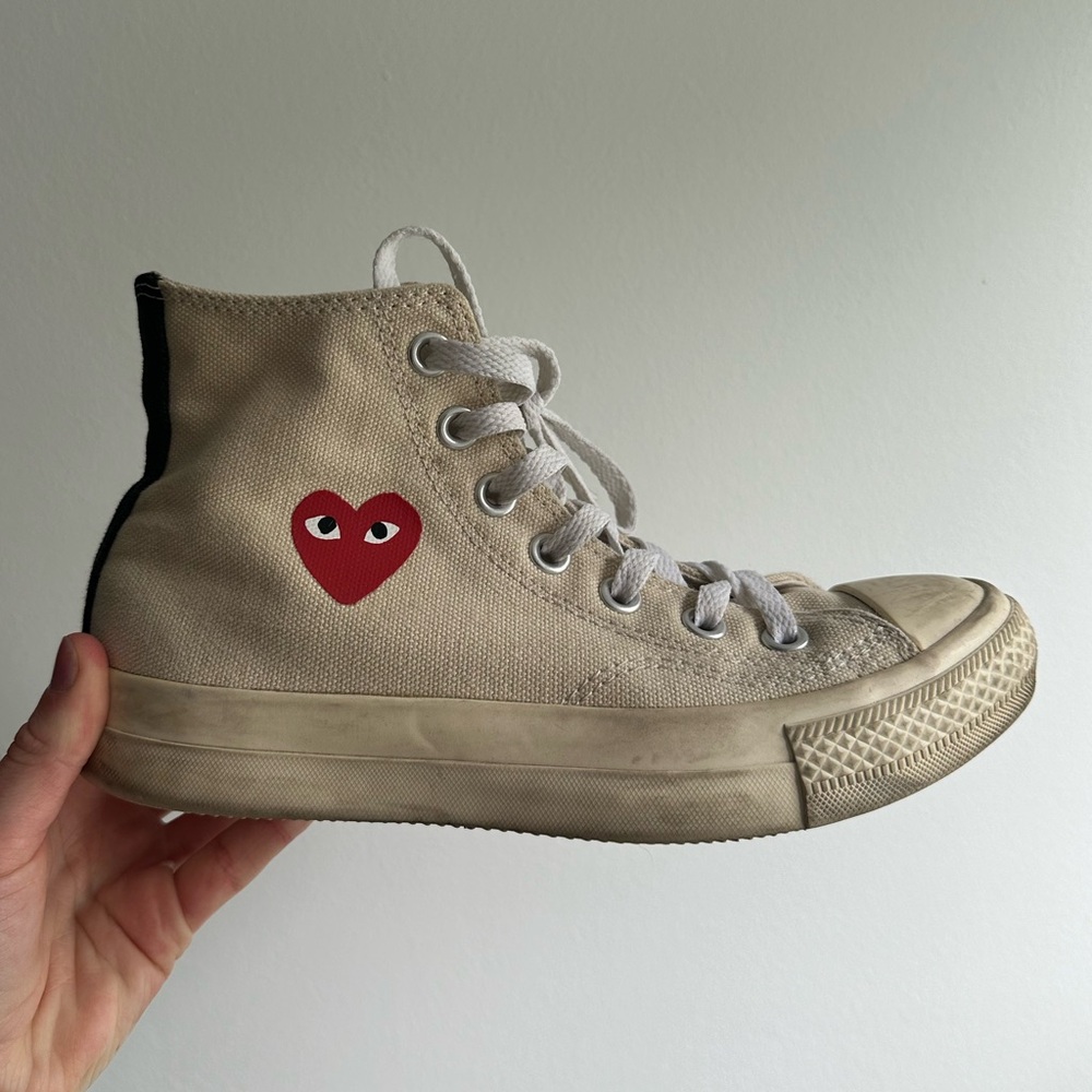 Comme des Garçons PLAY x Converse canvas Hi-tops Women’s 6/Men’s 4